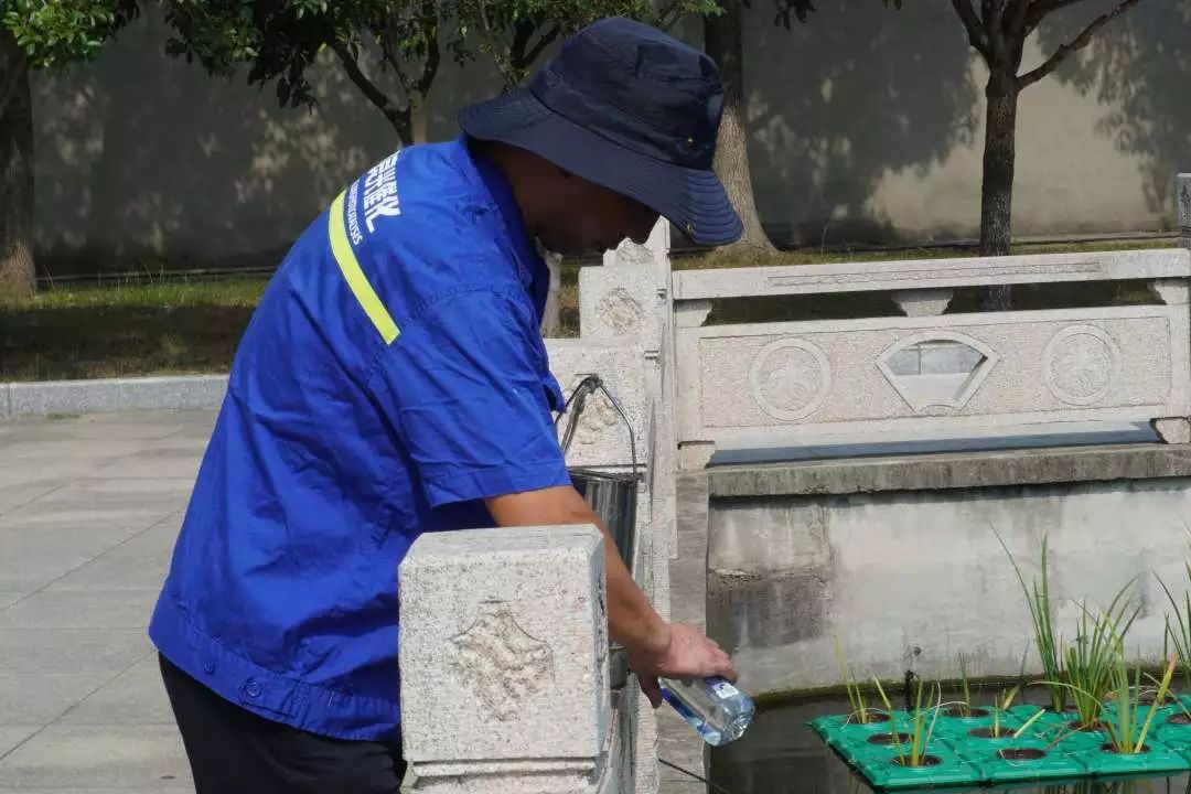 【CA88新型光催化】“坚守”在汗水中闪光