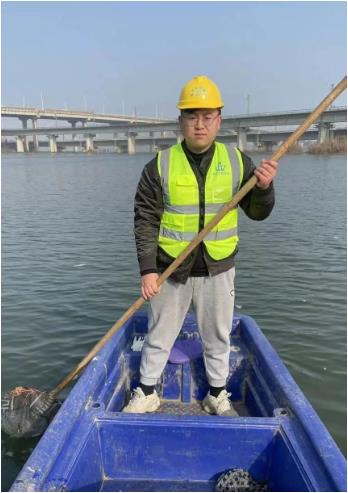 7f2f4c5cc04906f2c7899267f28cb281 罗冲:坚韧成长,独当一面,一名优良施工员的成长之路